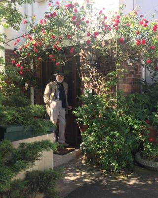 Chiswick Riviera with free parking