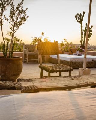 Riad 144
