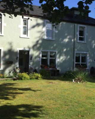 Inverlochy Villas (Adults Only)