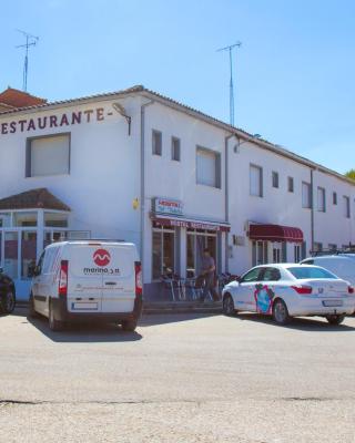 Hostal Restaurante María Victoria