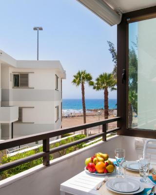 Beachfront Apartment Siesta 21 San Agustin Playa by VillaGranCanaria