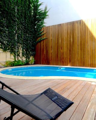 T2 bis luxe hyper centre piscine