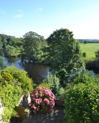 Riverside Cottage