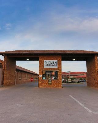 Rudman Townhouses Self-catering Accommodation
