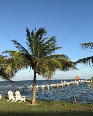 Tilt-Ta-Dock Resort Belize