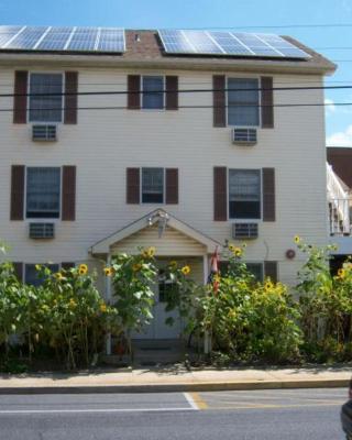 Summer Place Hotel