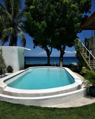 Anton's Beach Resort