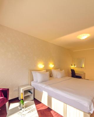 Philia Hotel