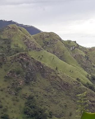 Ella Infinity View
