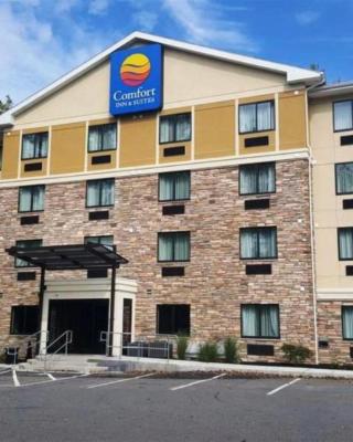 Comfort Inn & Suites Brattleboro I-91