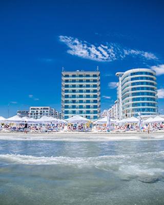 Hotel Opera Mamaia