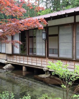 Takimi Onsen Inn that only accepts one group per day
