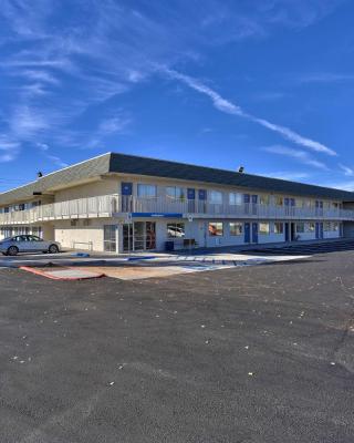 Motel 6-Flagstaff, AZ - Butler