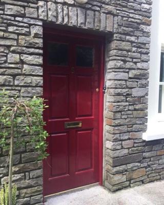 Modern Home in the Heart of Rosscarbery Village