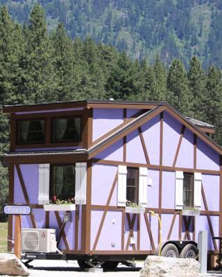 Leavenworth Camping Resort Tiny House Hanna