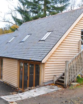 Finlaystone Barns