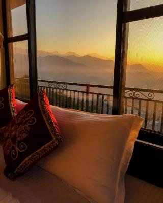 Superview Lodge, Best Himalayan Sunrise in Sarangkot
