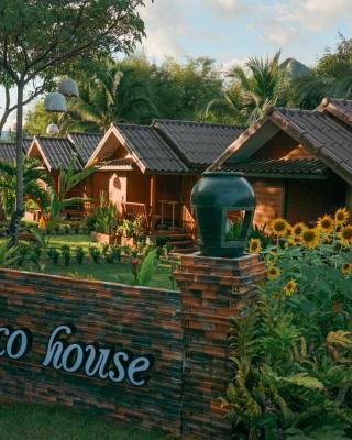 Cocco House