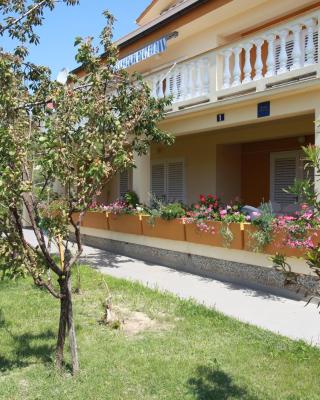 Apartments & Room Jagoda