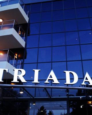Triada Hotel