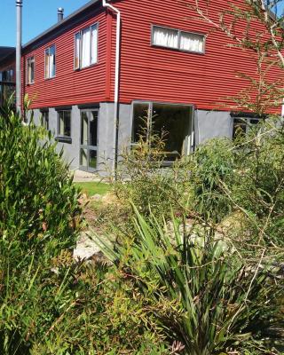 The Red Shed, Anakiwa