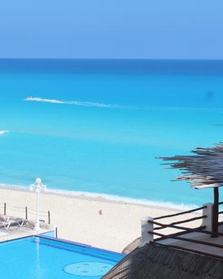 Cancun Plaza - Best Beach