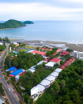 New Travel Beach Hotel & Resort