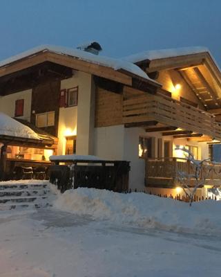 Appartamenti Chalet Orchidea