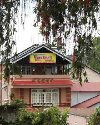 Fullhouse Homestay
