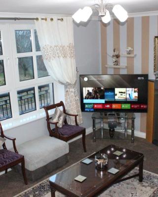 Edinburgh City Luxury Apartment Spectrum