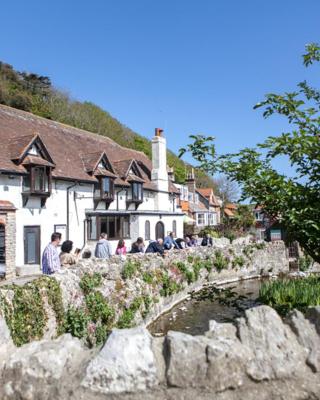 Lulworth Lodge