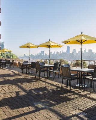 Global Luxury Suites at Hoboken Waterfront