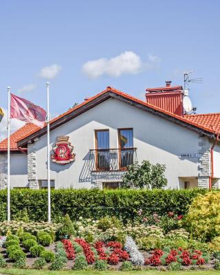 Villa Regina - Apartment Complex Resort in Šventoji