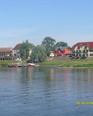 Elbterrassen zu Brambach