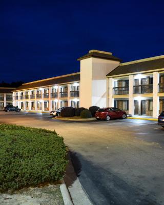 Quality Inn & Suites Fayetteville I-95