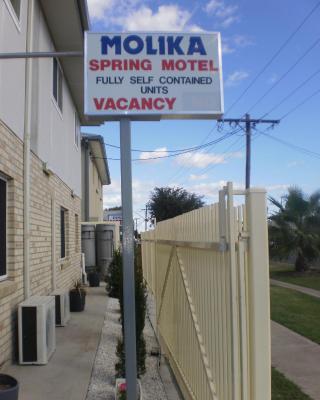 Molika Springs Motel