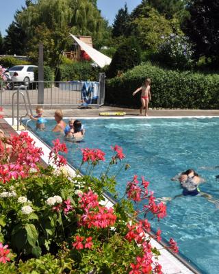 Lug ins Land Restaurant & Ferienwohnungen