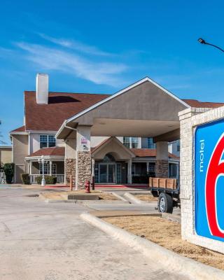 Motel 6-North Richland Hills, TX - NE Fort Worth