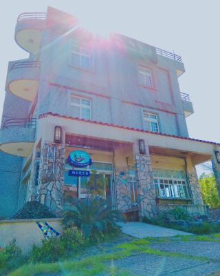 Riverside B&B