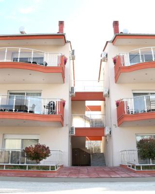 Sinanis Family Apartments