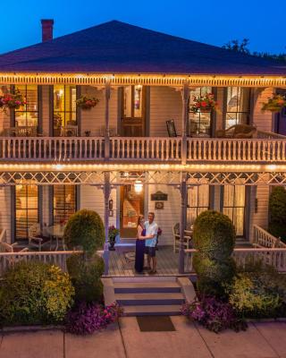 Carriage Way Inn Bed & Breakfast Adults Only - 21 years old and up