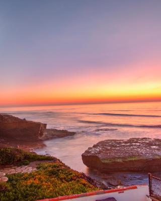 The Inn at Sunset Cliffs