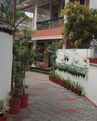 Birds Nest Home Stay