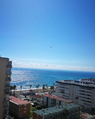 Benalmadena ,apartamento-Estudio primera Línea de Playa