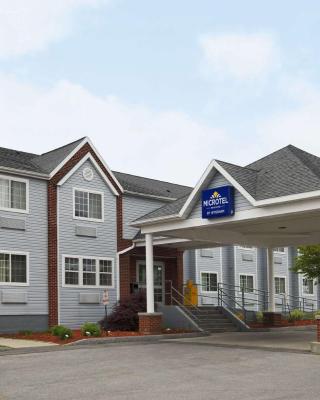 Microtel Inn & Suites by Wyndham Syracuse Baldwinsville