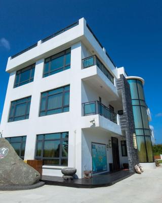 917 Homestay