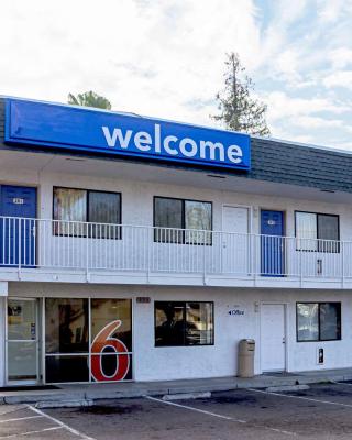 Motel 6-Porterville, CA