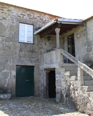 Casas da Loureira - Casa da Piscina e Batatas II