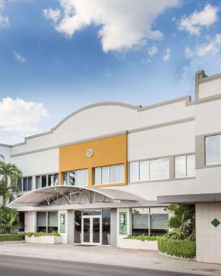 Days Inn by Wyndham Miami Airport North