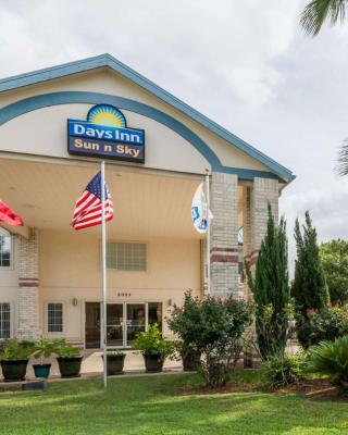 Days Inn by Wyndham San Antonio Southeast Frost Bank Center